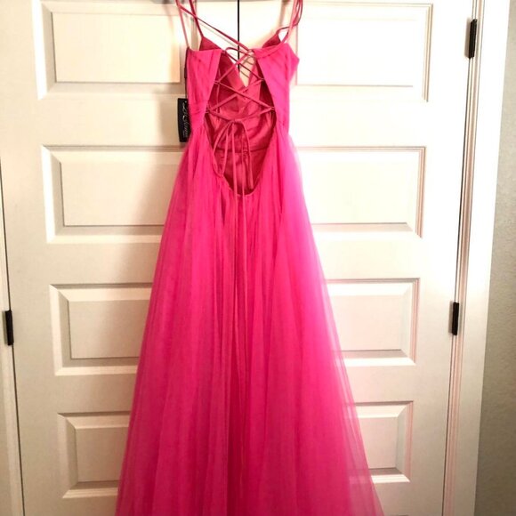 NWT LA FEMME Pink Neon Light Tulle Gown Sweetheart Neck Laceup Back 10 MSRP $408 - Picture 7 of 11